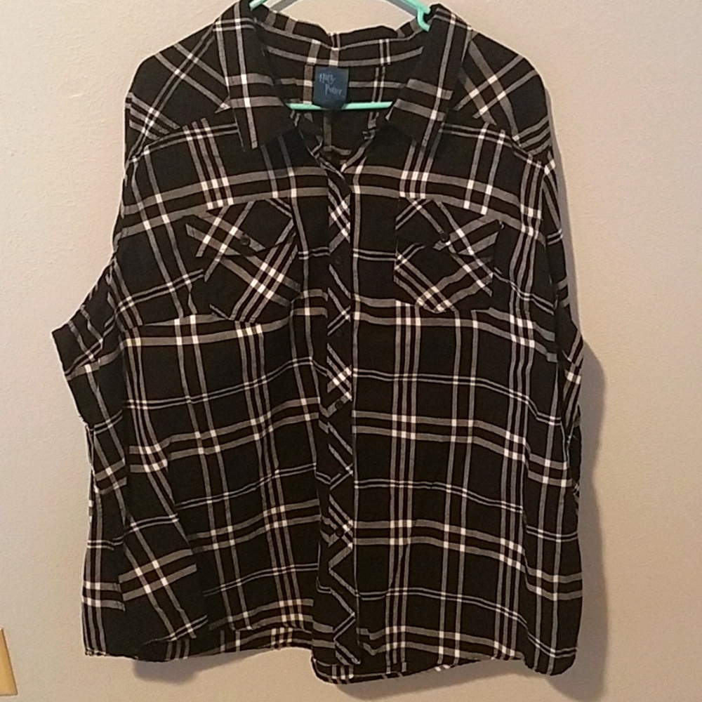 Torrid button up long sleeve camp shirt